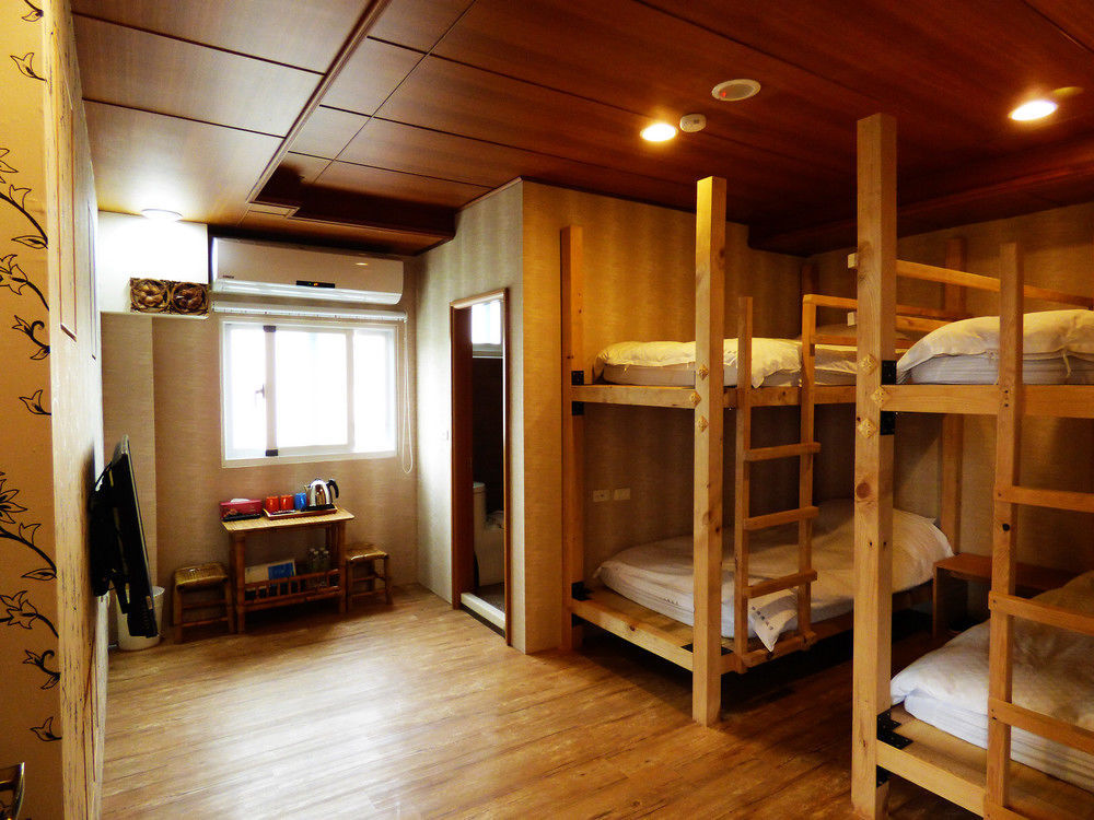 Owl Castle Bed and Breakfast Hualien stad Exteriör bild